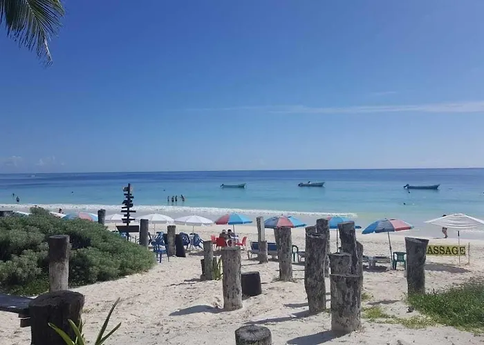 Hotel Playa Palmas Glamping 2*