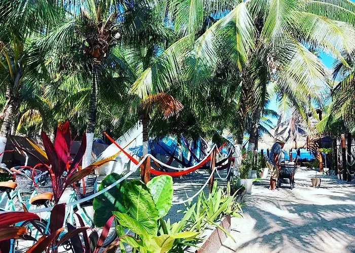 Playa Palmas Glamping 2* Tulum