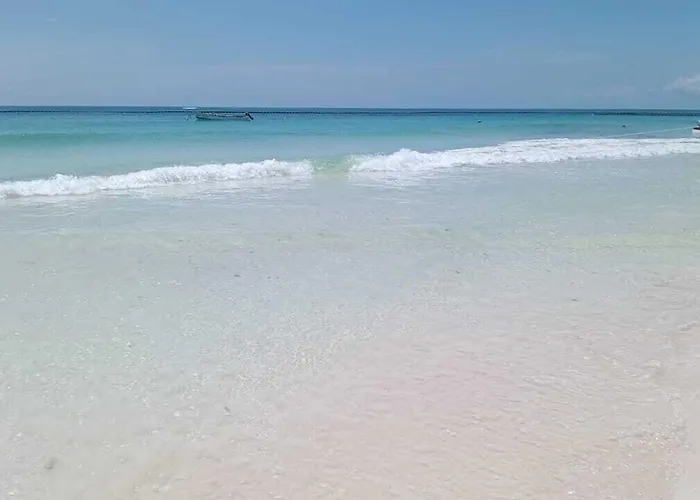 Playa Palmas Glamping Hotel 2*